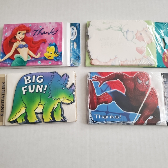 17 Packs of Invitation/Thank You Cards - Picture 7 of 10